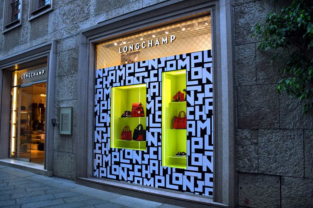 Longchamp store in Via Monte Napoleone
