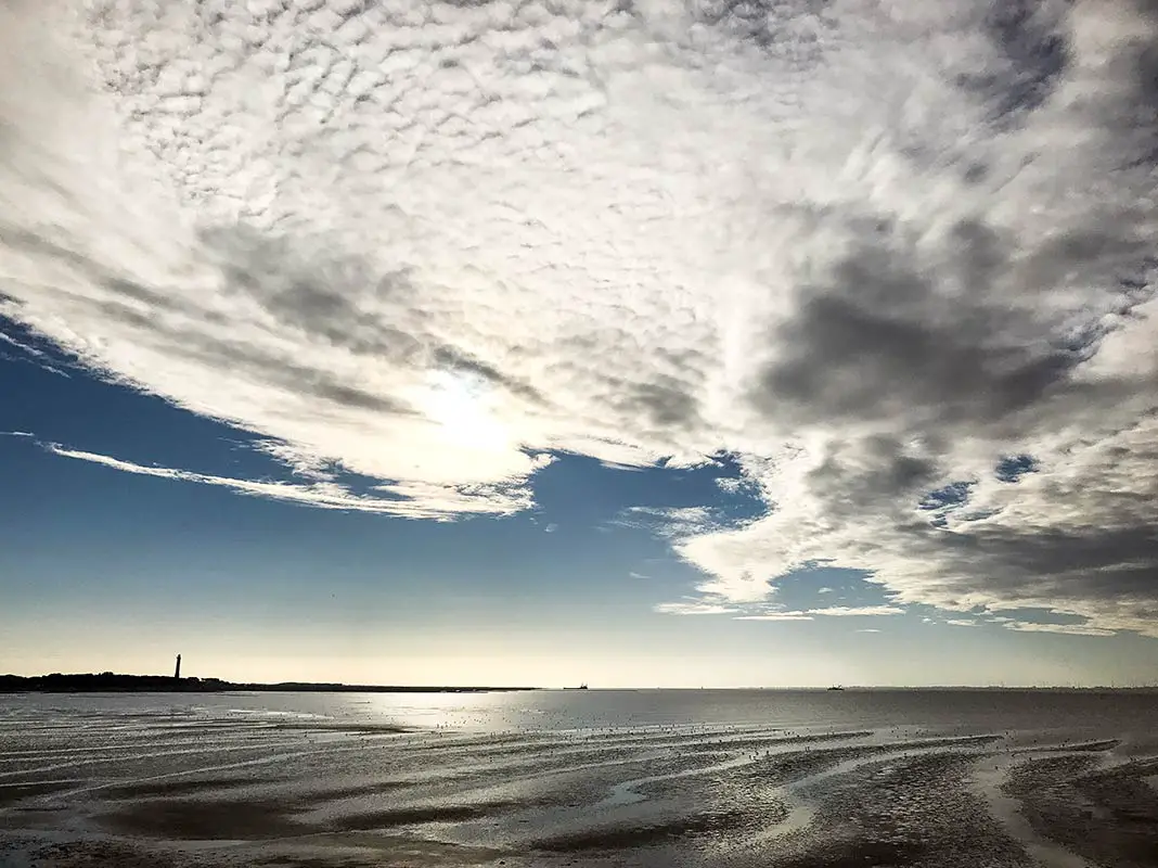 Die Wattseite Norderneys. Die Wolkenformation macht sich sehr gut auf dem Bild