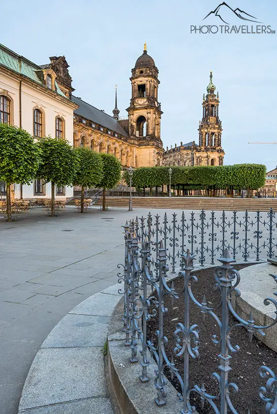 Der Blick auf die Dresdner Hofkirche