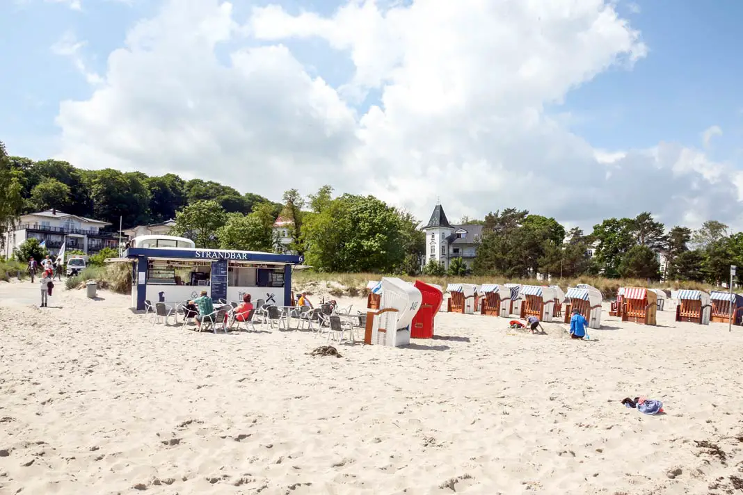 Eine Strandbar in Binz auf Rügen