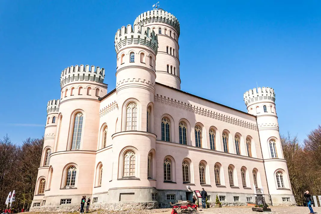 Das Jagdschloss Granitz ist das meist besuchte Schloss in Mecklenburg-Vorpommern
