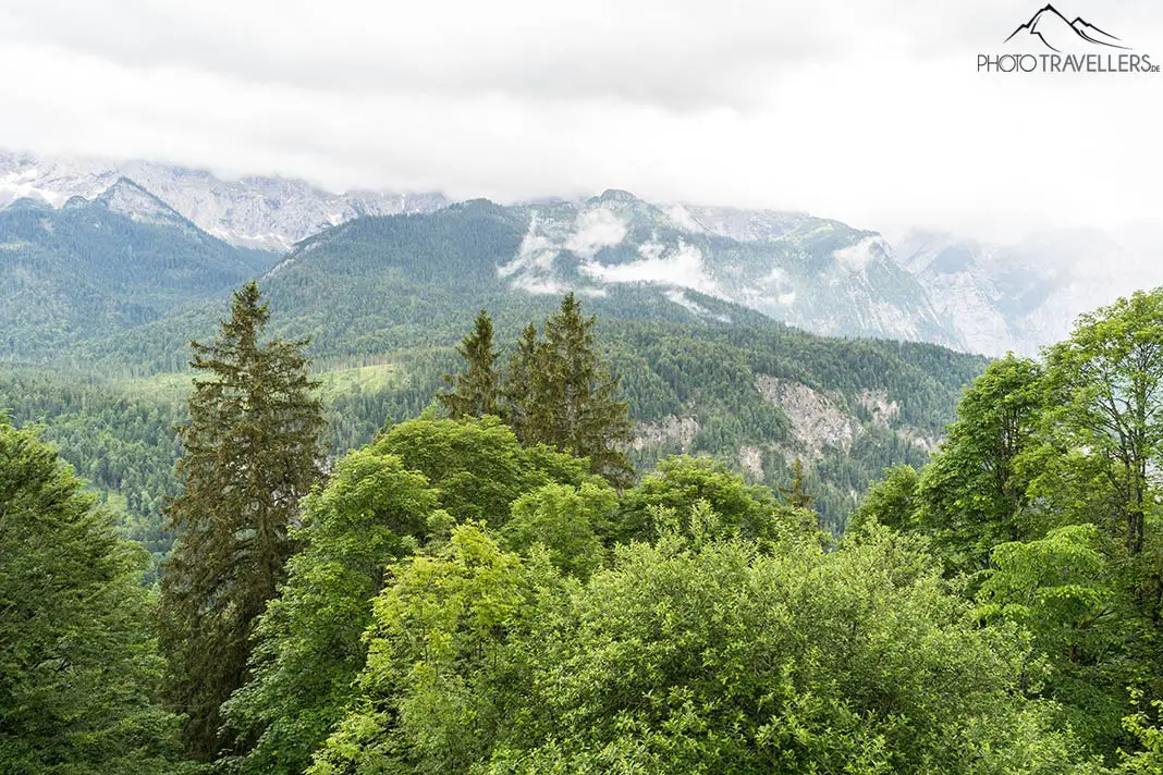 Der Blick vom Eckbauer aufs Wettersteingebirge