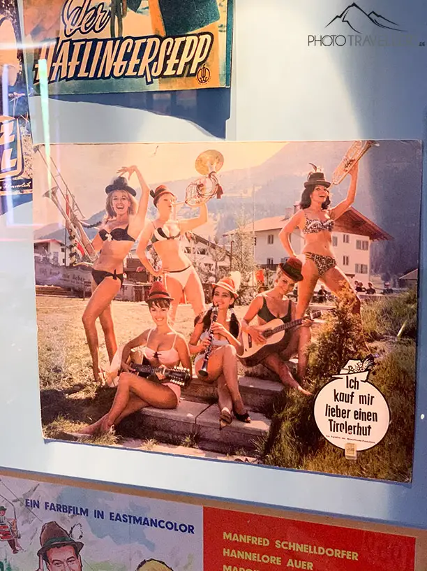 Postkarte mit Frauen im Bikini