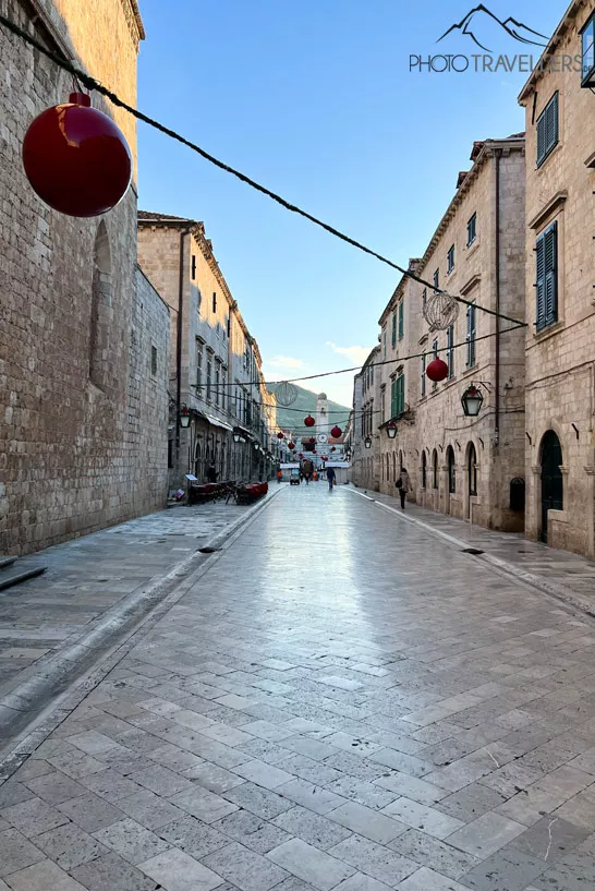 Der Stradun ist die Hauptstraße in der Altstadt von Dubrovnik