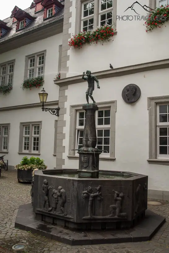 Der Schlängel Brunnen in Koblenz