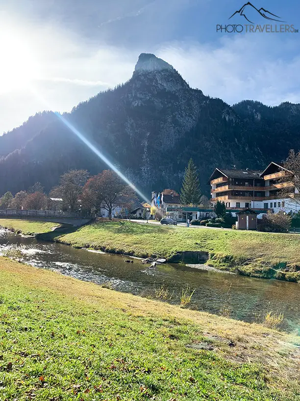Der Blick von Oberammergau auf den Kofel