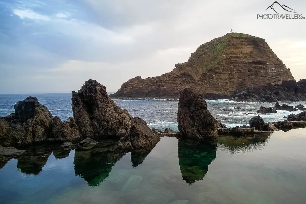 Ein Naturbadebecken in Porto Moniz auf Madeira