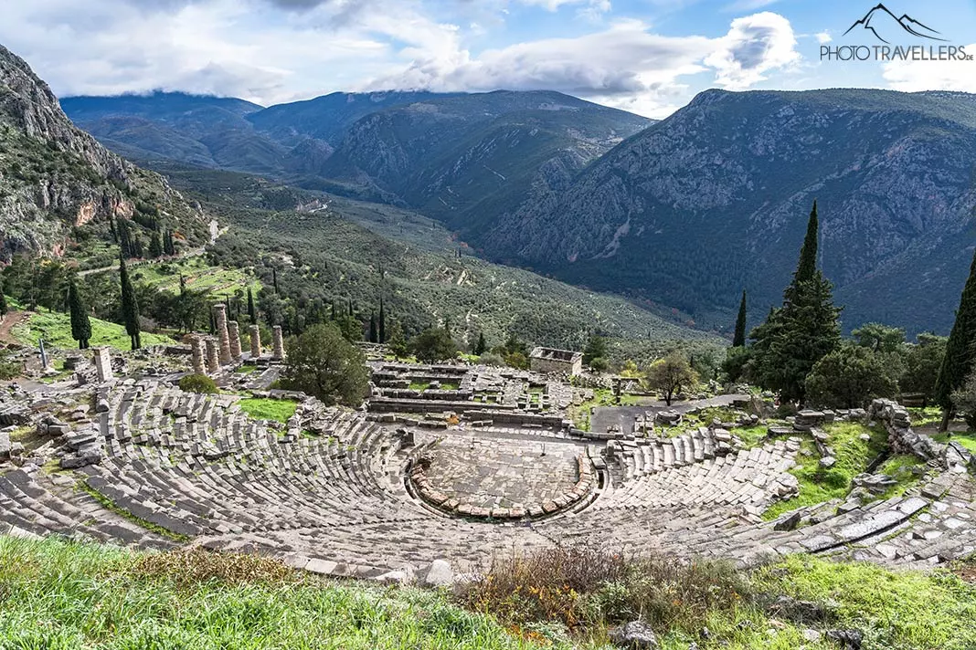 Blick auf das Amphitheater in Delphi