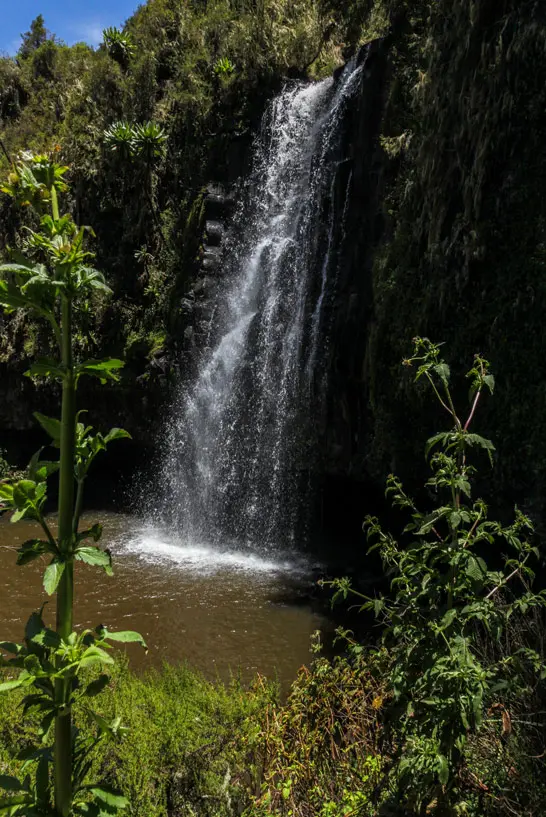 Ein riesiger Wasserfall im Aberdare Nationalpark