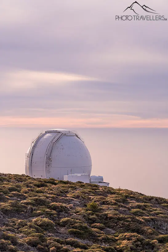 Das Observatorium auf dem Roque de Los Muchachos auf La Palma im Abendlicht