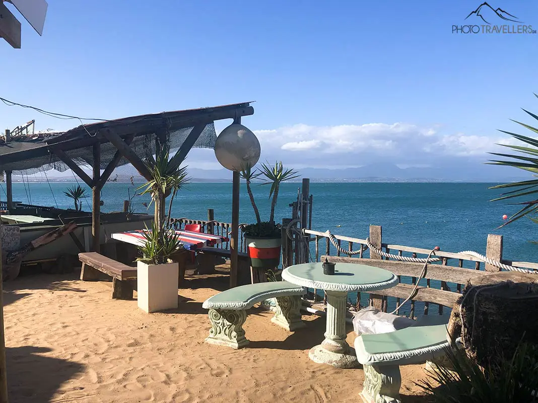 Chilen im Sand und am Strand: Das Kaai4 in Mossel Bay ist ein cooler Ort für eine Mittagspause