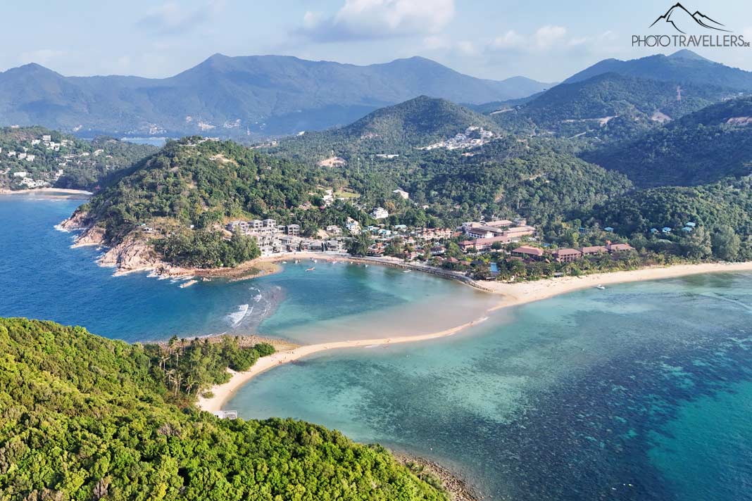 Blick aus der Luft auf den Ko Ma Beach auf Koh Phangan, Thailand