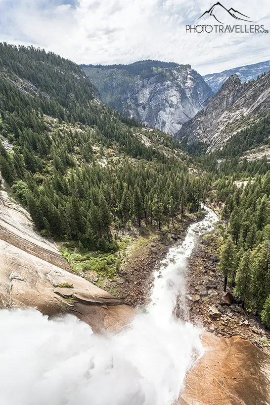 Wasserfall auf dem Panorama-Trail im Yosemite Nationalpark
