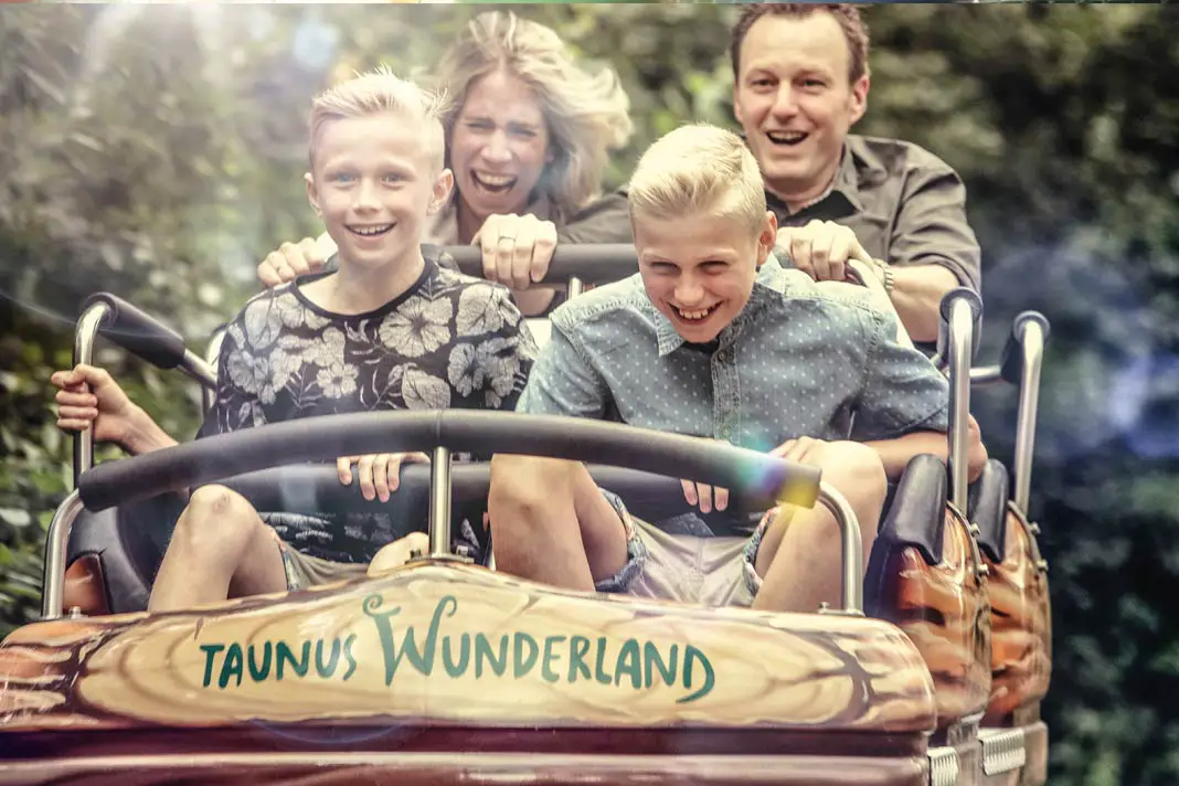 In Hessen gehen Familien sehr gerne für Ausflüge ins Taunus Wunderland 