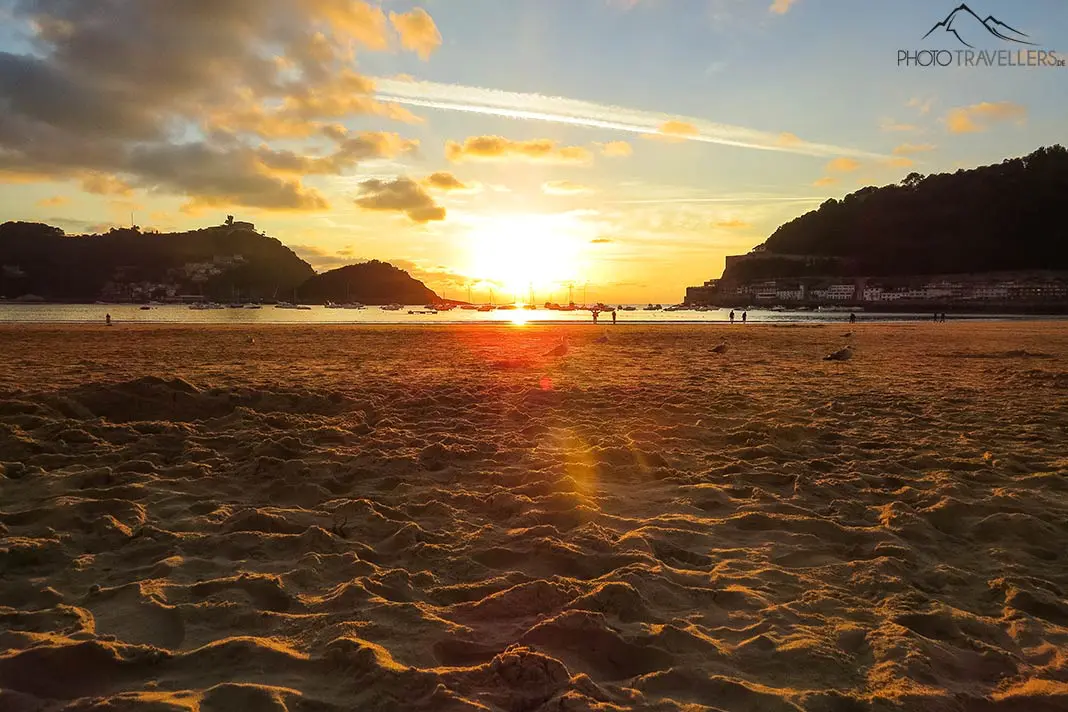 Der Sonnenuntergang am Strand Playa de La Concha