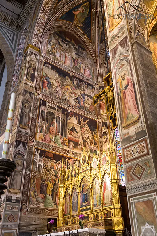 The high altar in the Basilica di Santa Croce