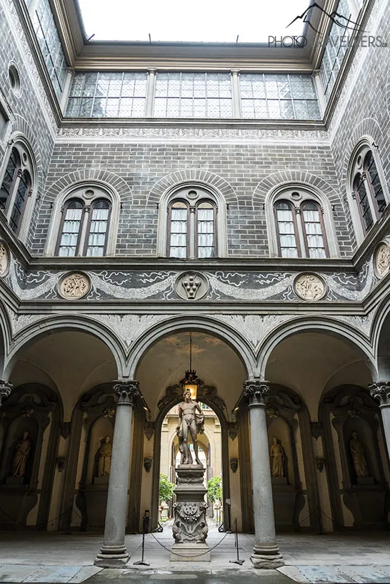 Der Hof im Palazzo Medici Riccardi in Florenz