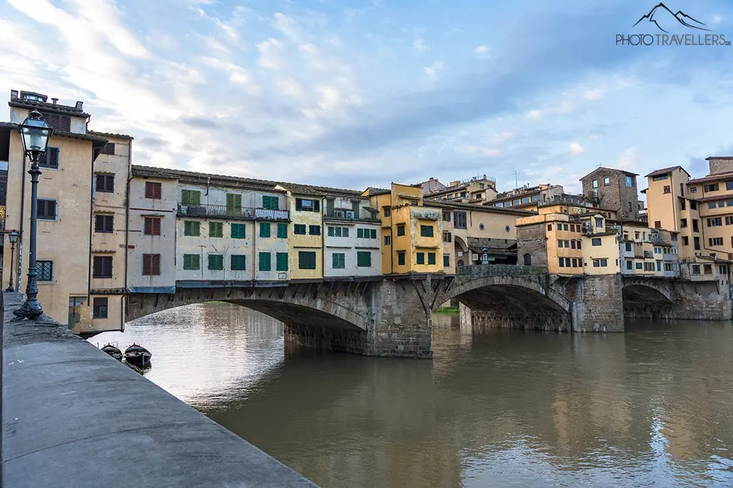 Die Ponte Vecchio im Morgenlicht