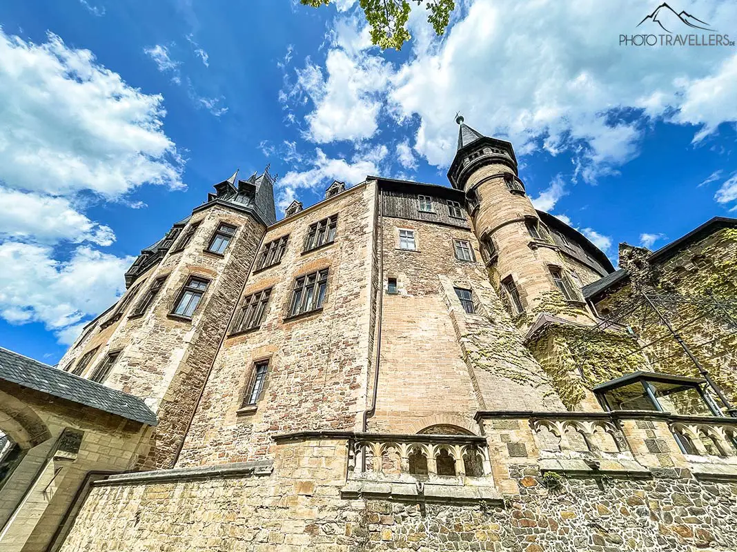 Die hohen Mauern von Schloss Wernigerode