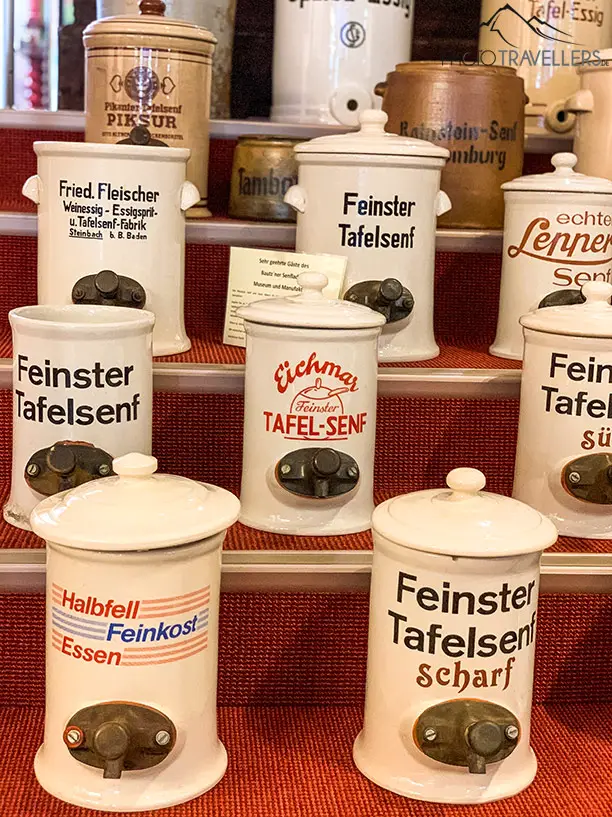 Senfsorten im Senfmuseum in Bautzen