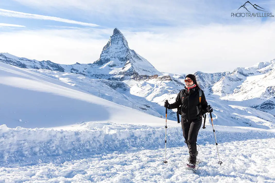 Biggi mit Schneeschuhen am Matterhorn