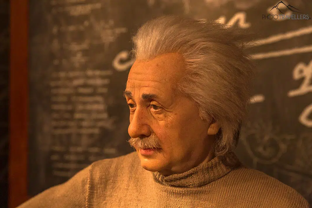 Die Figur von Albert Einstein bei Madame Tussauds in Berlin