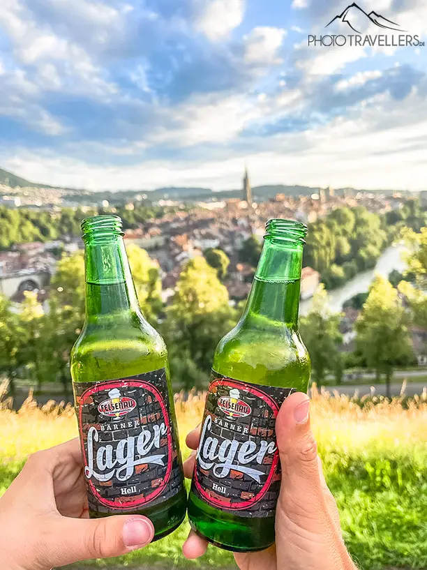 Blick vom Rosengarten mit Bier