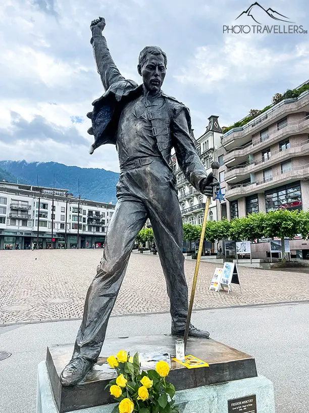 The statue of Freddie Mercury in Montreux