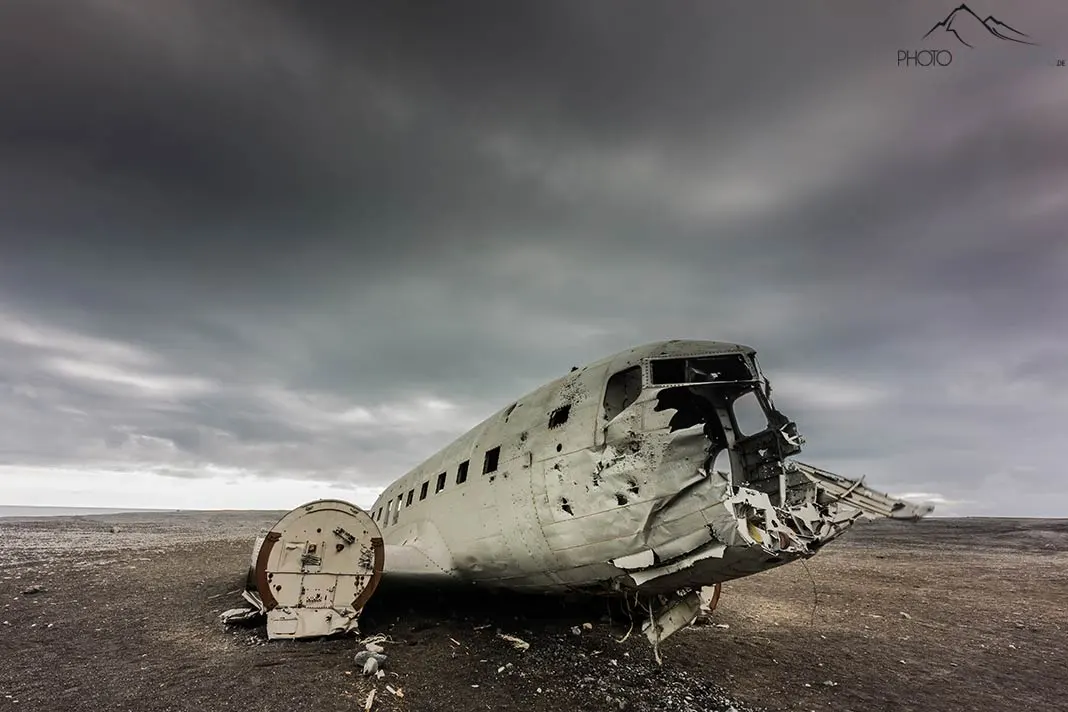 Das Wrack der Douglas C-117D auf Island