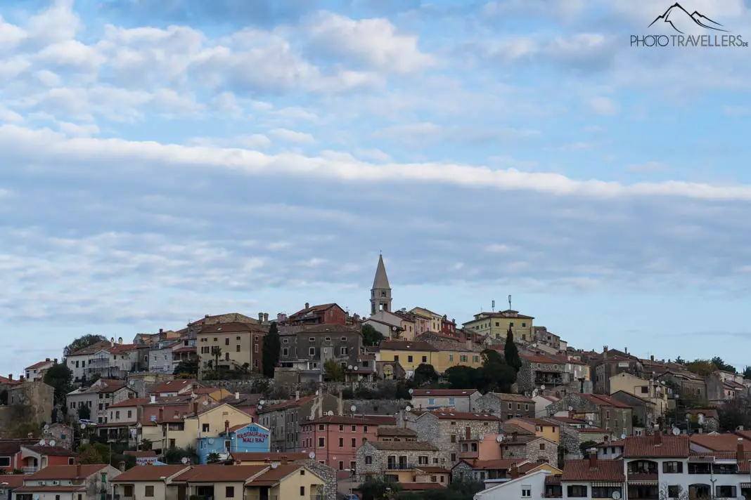 Der Blick auf die Altstadt von Vrsar