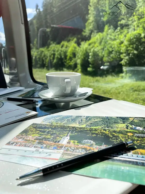 Postkarten im Gotthard Panorama Express