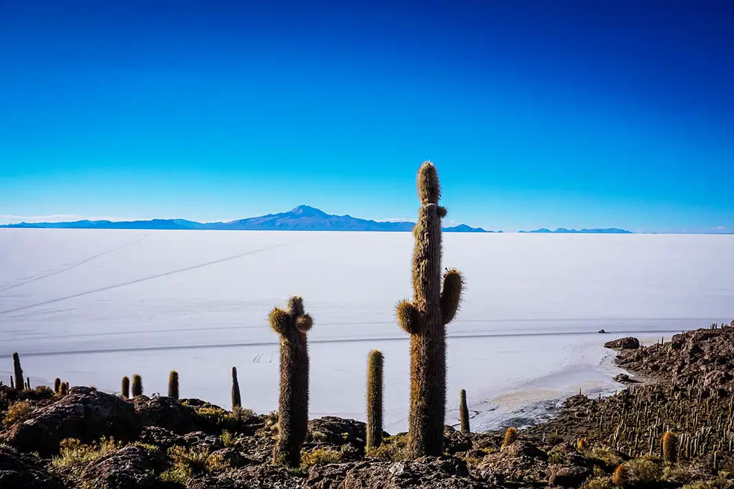 Die Salar de Uyuni, der größte Salzsee der Welt in Bolivien