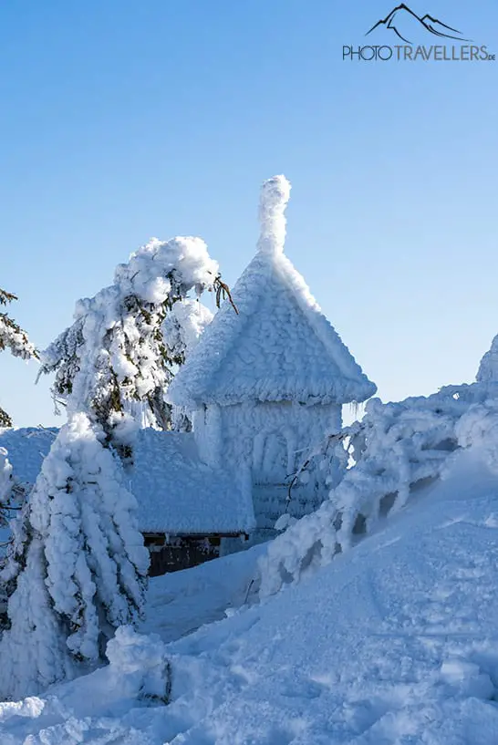 The icy chapel on the Großer Arber in winter