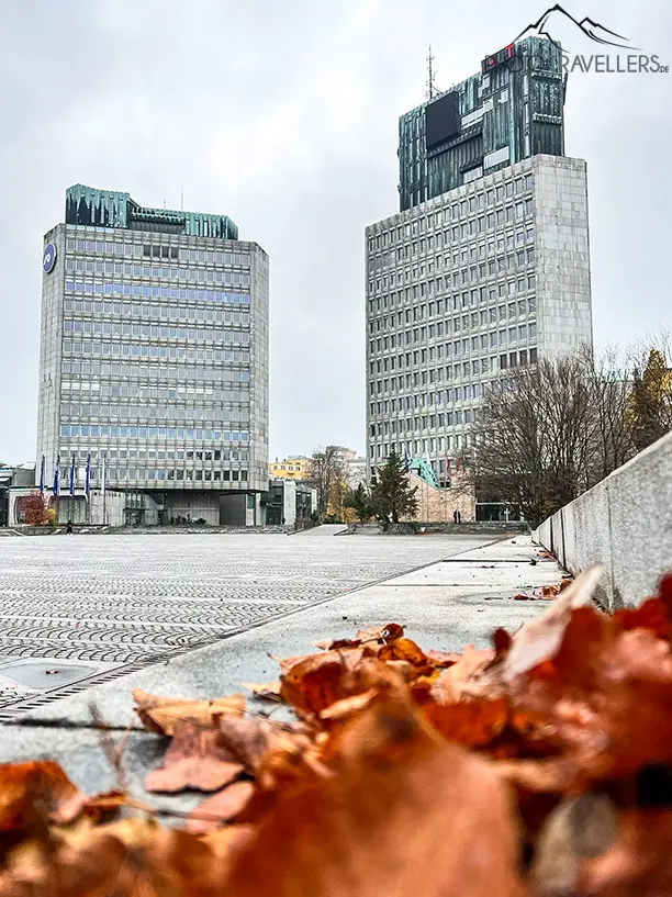 Die Hochhäuser am Platz der Republik in Ljubljana