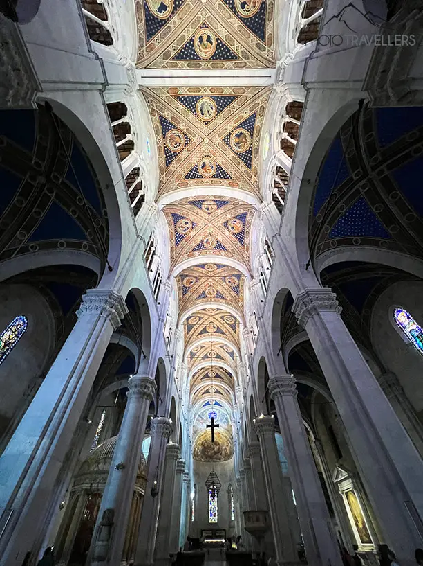 Im Inneren der Cattedrale di San Martino