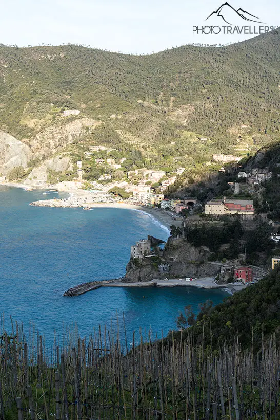 Der Blick vom Sentiero Azzurro auf das Meer und auf Monterosso