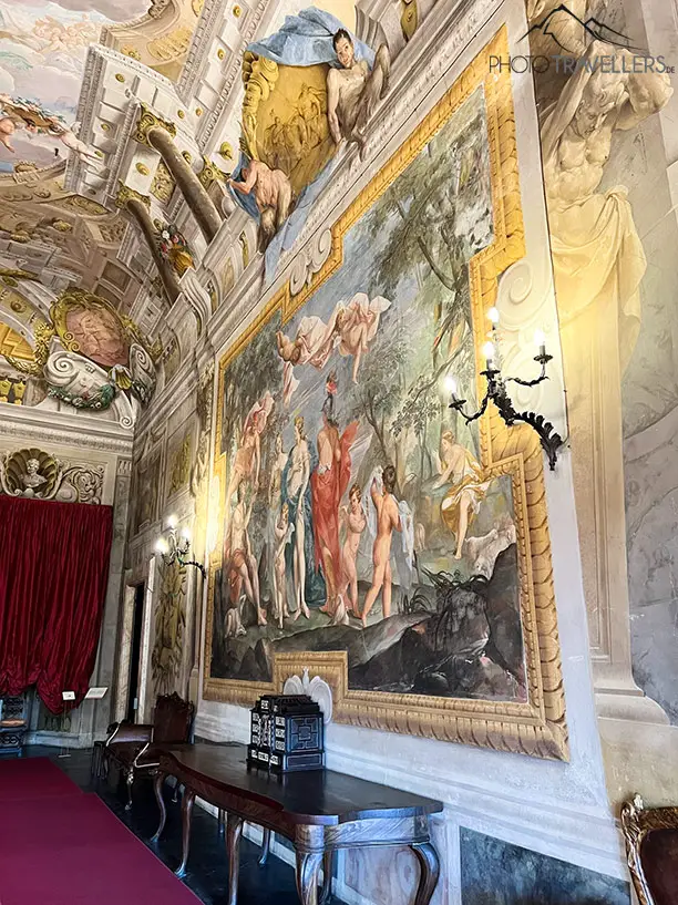 Ein großes Gemälde im Palazzo Mansi National Museum