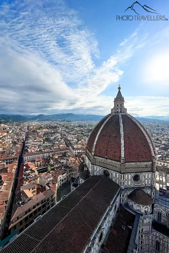 Der Blick auf den Dom von Florenz vom Glockenturm