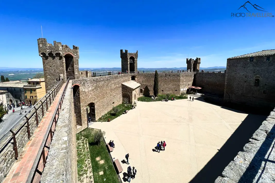 Der Blick über die Burg von Montalcino