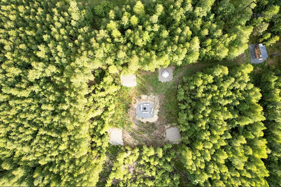 Der Trekkingplatz an der Thüringer Warte im Frankenwald aus der Luft