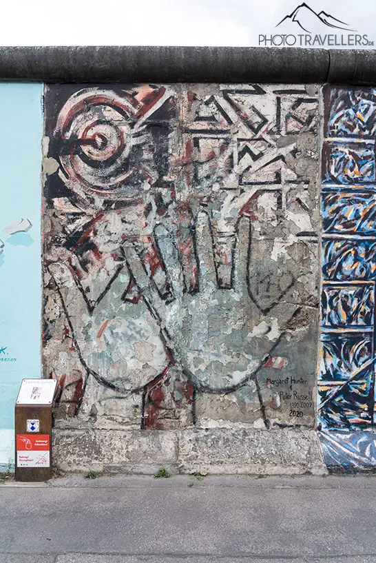 View of a motif of the East Side Gallery with original parts of the wall
