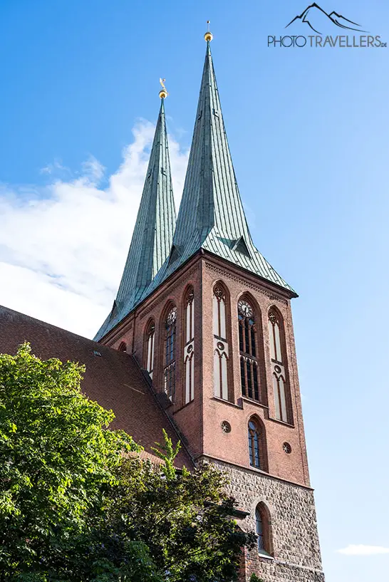 View of the double spire of the Nikolaikirche in Berlin
