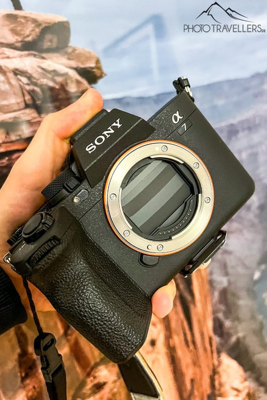 Der geschlossene Verschlussvorhang der Sony Alpha 7 IV