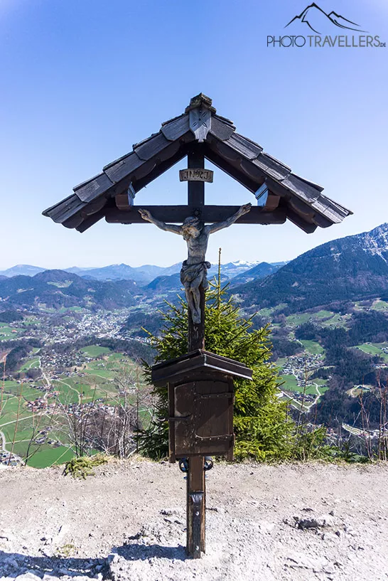 Das Gipfelkreuz auf dem Grünstein