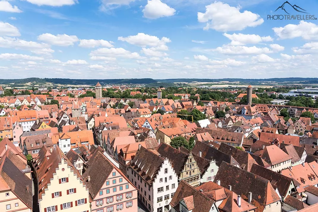 Blick auf Rothenburg vom Rathausturm aus