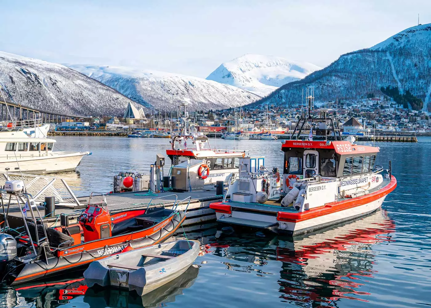 Die besten Highlights und schönsten Sehenswürdigkeiten in Tromsø