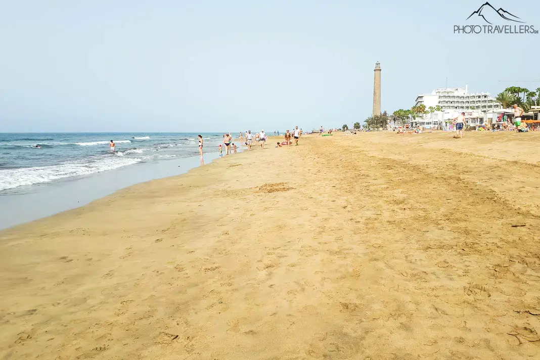 Blick auf den Playa de Maspalomas sowie den Leuchtturm Faro de Maspalomas