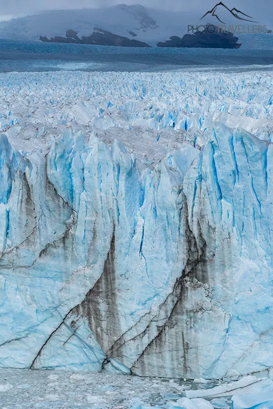 Nahaufnahme der Eisblöcke des Perito-Moreno-Gletschers