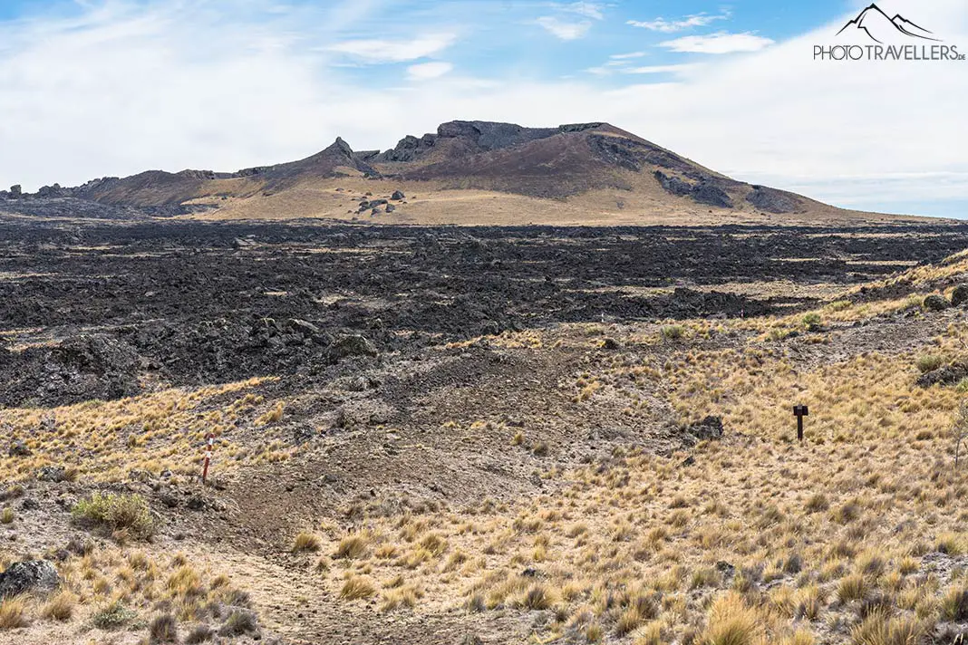 Ein Krater im Pali Aike Nationalpark in Chile