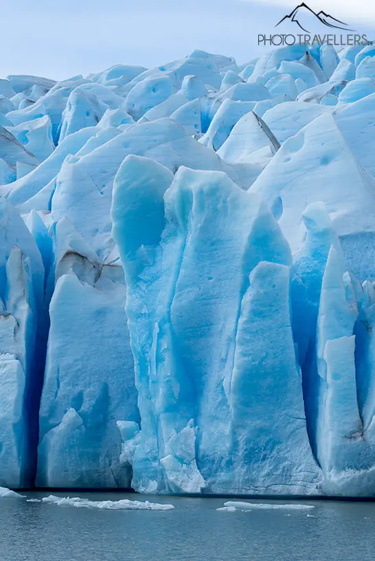 Die blauen Eistürme des Grey-Gletschers